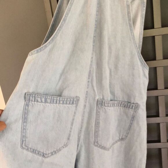 NWT Avec Les filles  Light wash overalls, denim size 30 - Picture 6 of 6